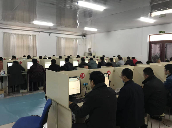 (零基礎考電工證)考一個電工證需要多久(電工快速考試拿證7-15天)